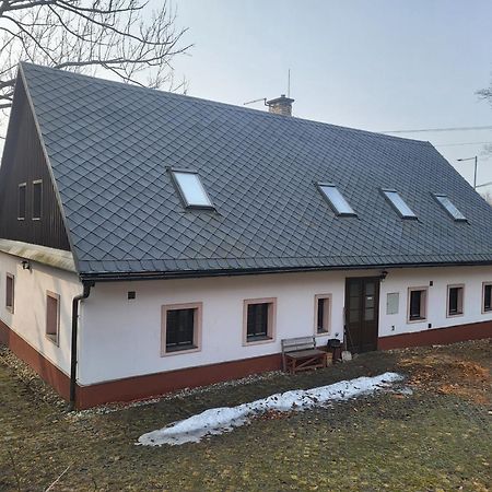 Pensiony A Ubytovani V Kempu Indiana Edrovice Exterior foto
